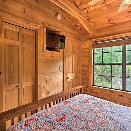 Quaint Log Cabin With Views Near West Jefferson Warrensville Bagian luar foto