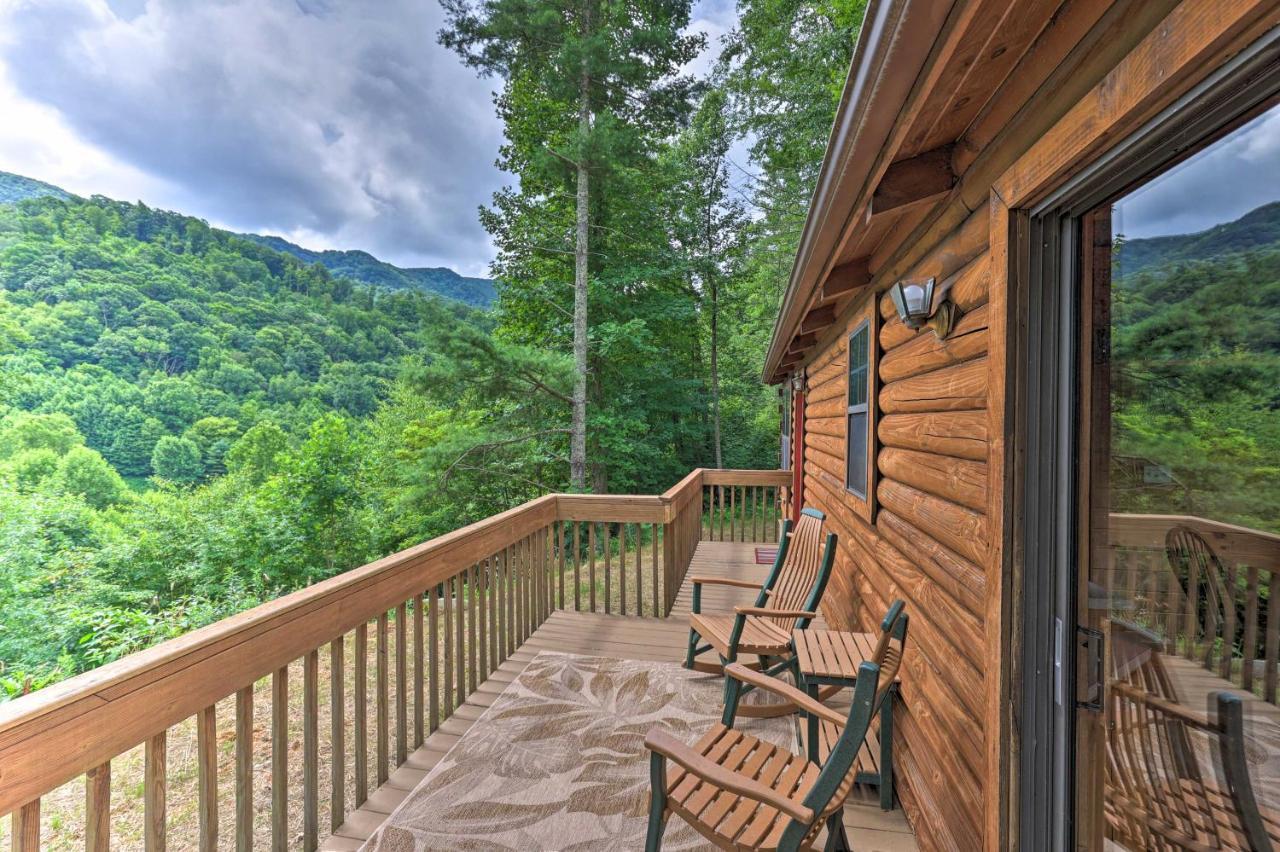 Quaint Log Cabin With Views Near West Jefferson Warrensville Bagian luar foto